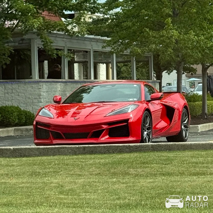 Chevrolet Corvette C8 E-Ray spotted in Strongsville