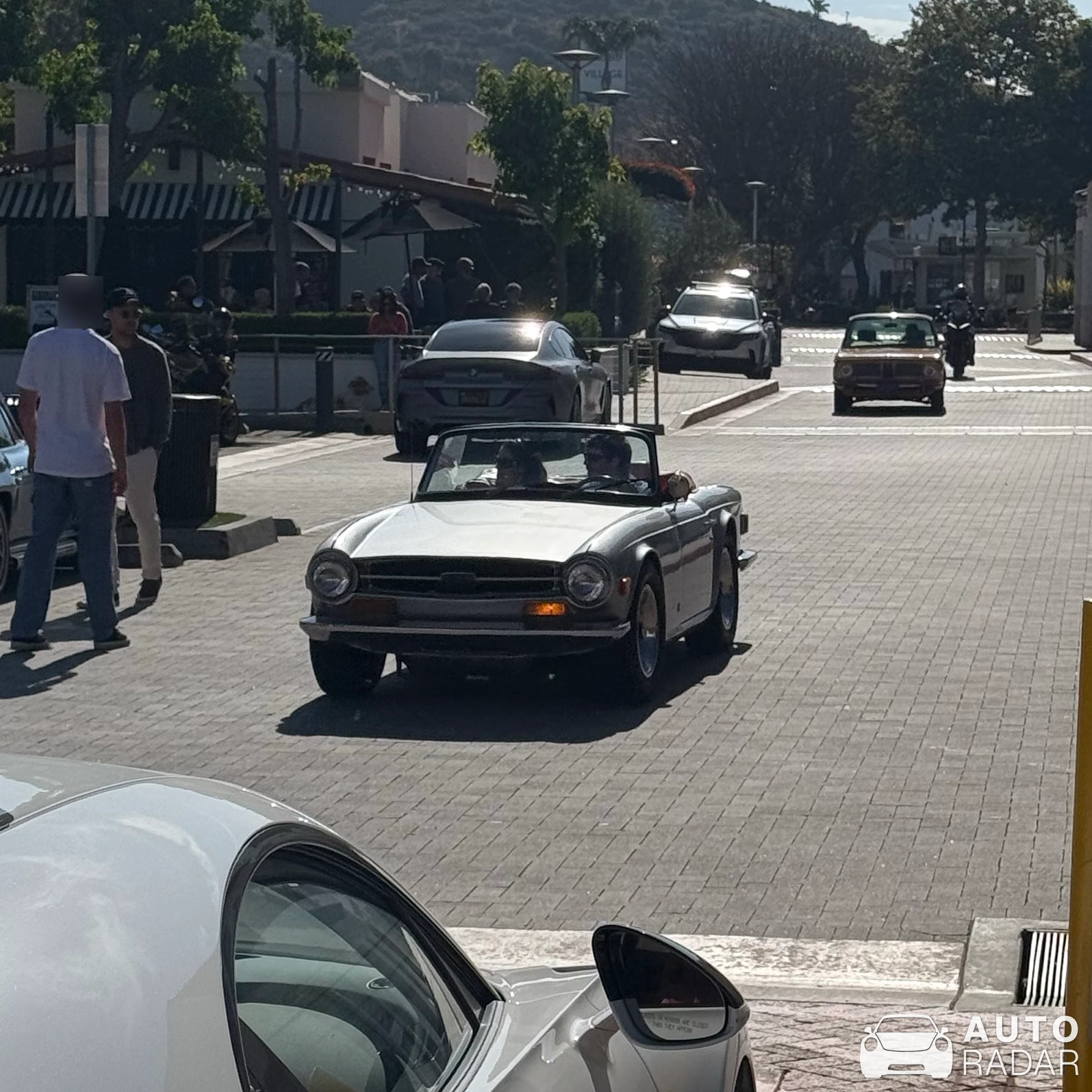 Triumph TR6 spotted in Malibu