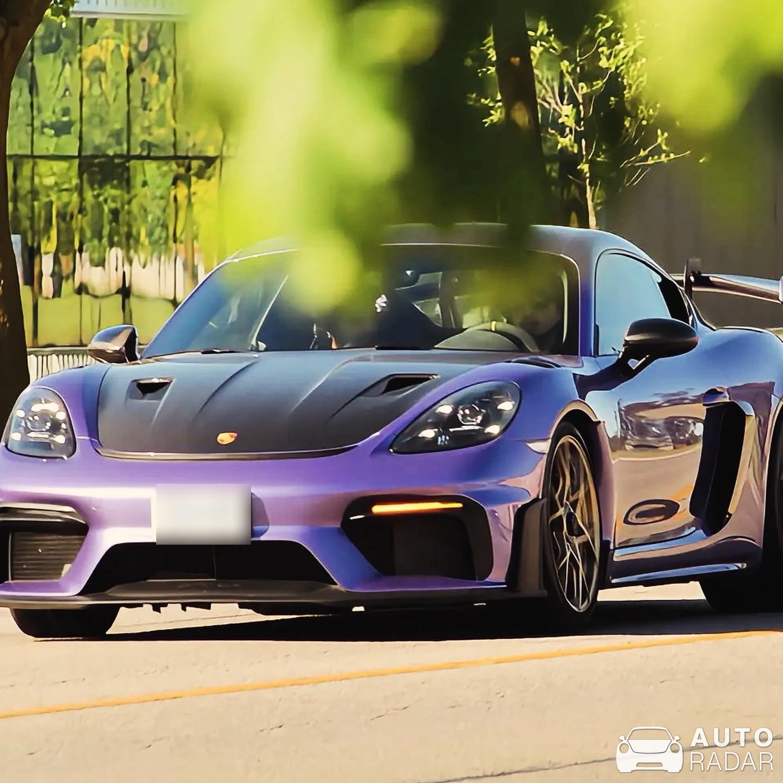 Porsche 718 Cayman GT4 RS spotted in Kitchener