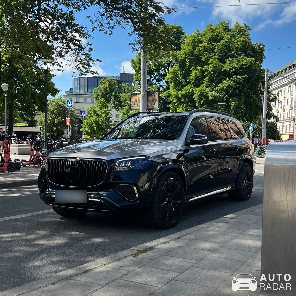 Mercedes-Maybach GLS 600 Night Series spotted in Stockholm