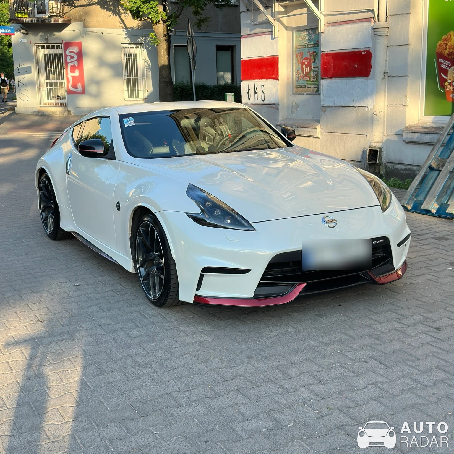 Nissan 370Z Nismo spotted in Łódź