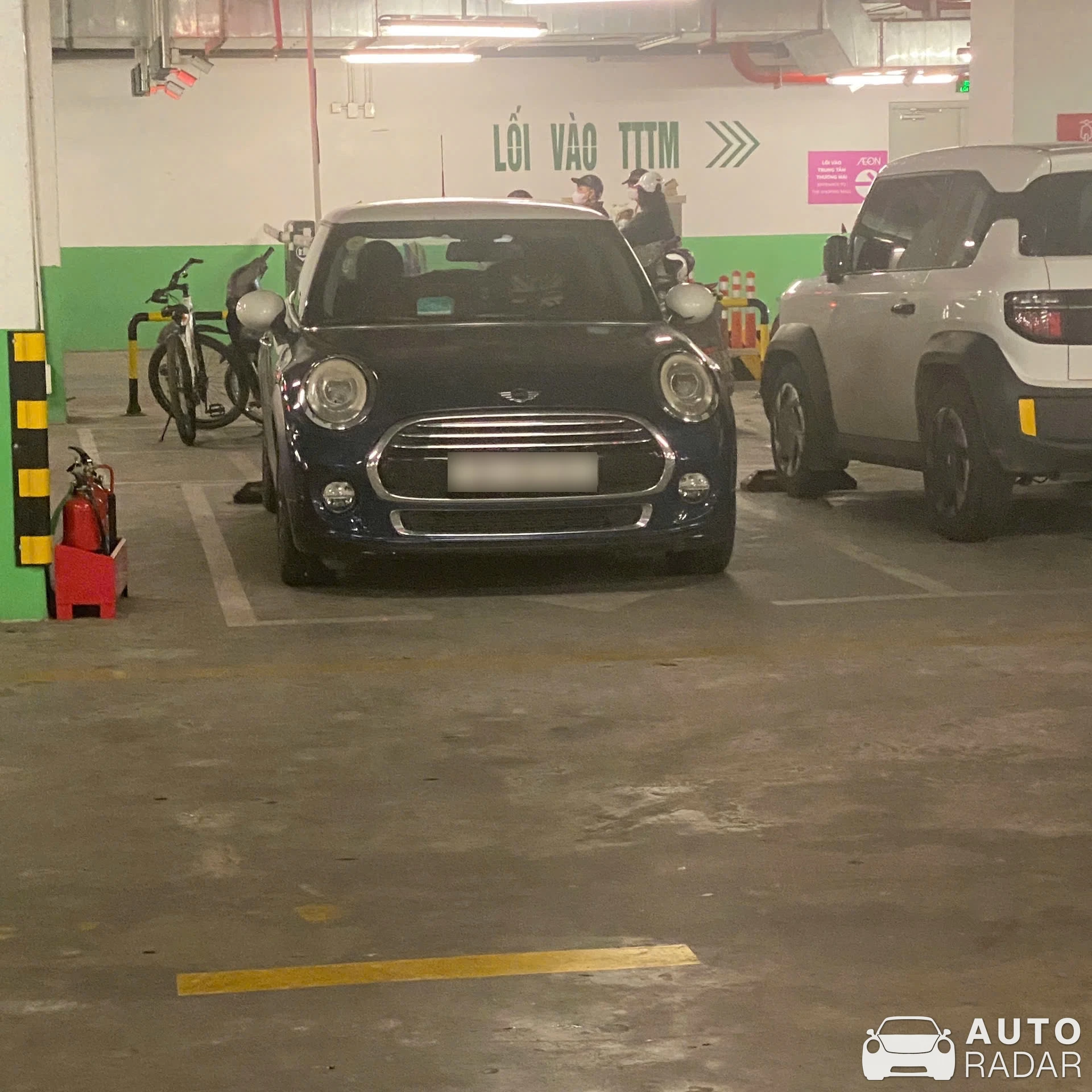 Mini F56 Cooper S spotted in Hanoi