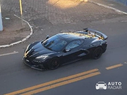 Chevrolet Corvette C8 spotted in Itapetininga
