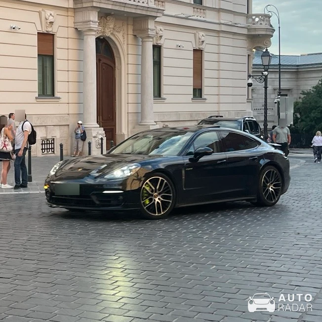 Porsche 971 Panamera 4 E-Hybrid Sport Turismo spotted in Budapest