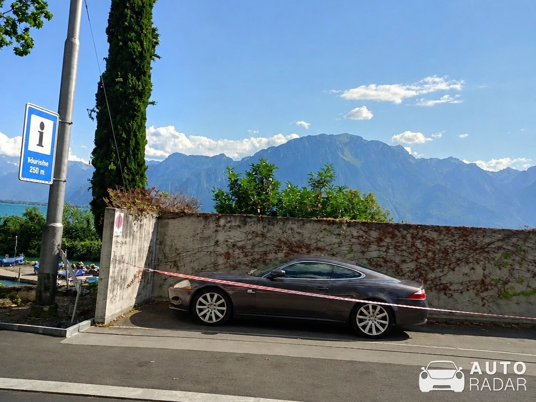 Jaguar XKR spotted in Vevey