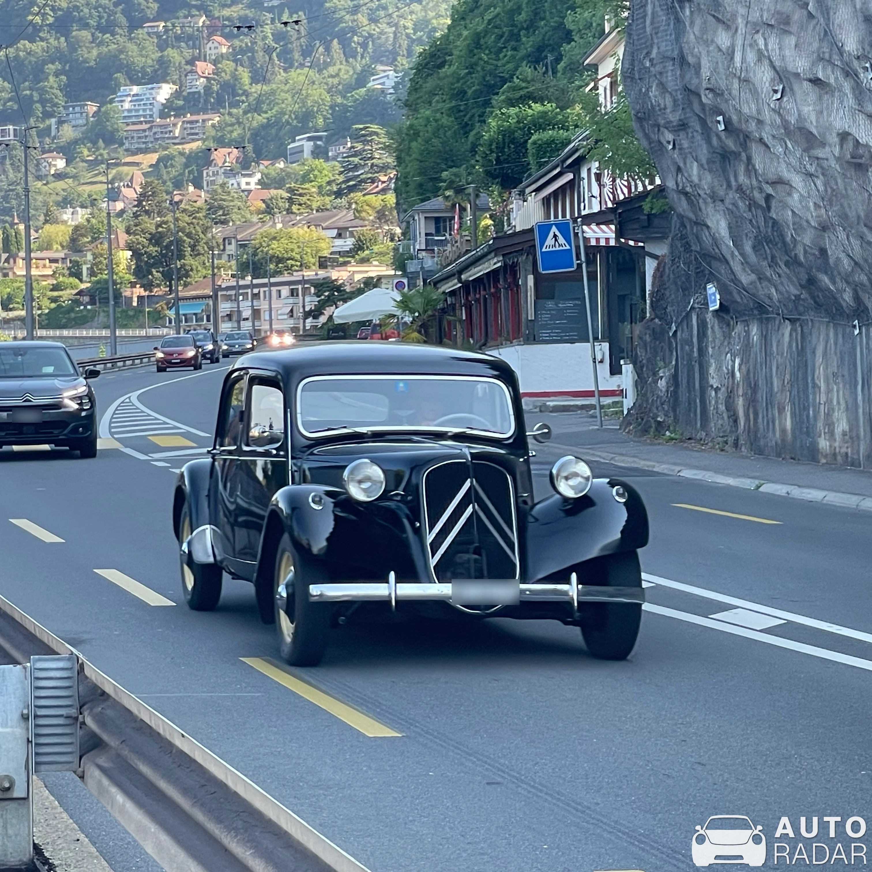 Citroën Traction Avant spotted in Vevey
