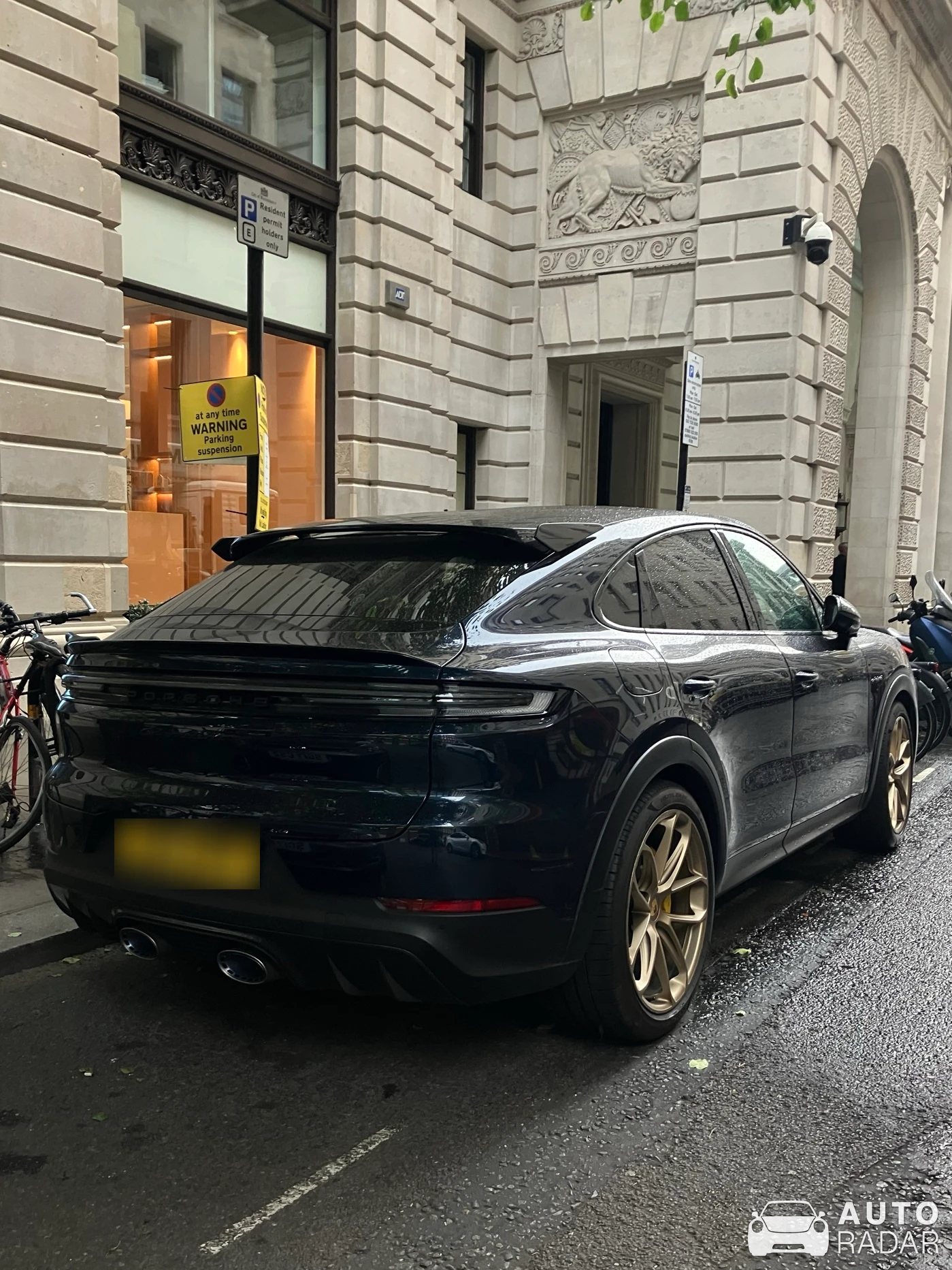 Porsche Cayenne Coupé Turbo E-Hybrid spotted in London