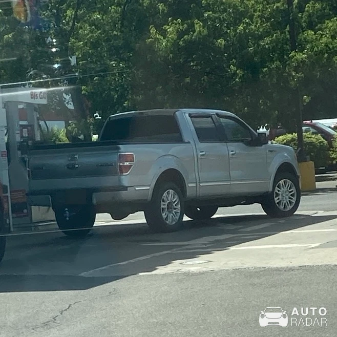 Ford F-150 Shelby Super Snake V8 5.0 SuperCharged spotted in Auburn