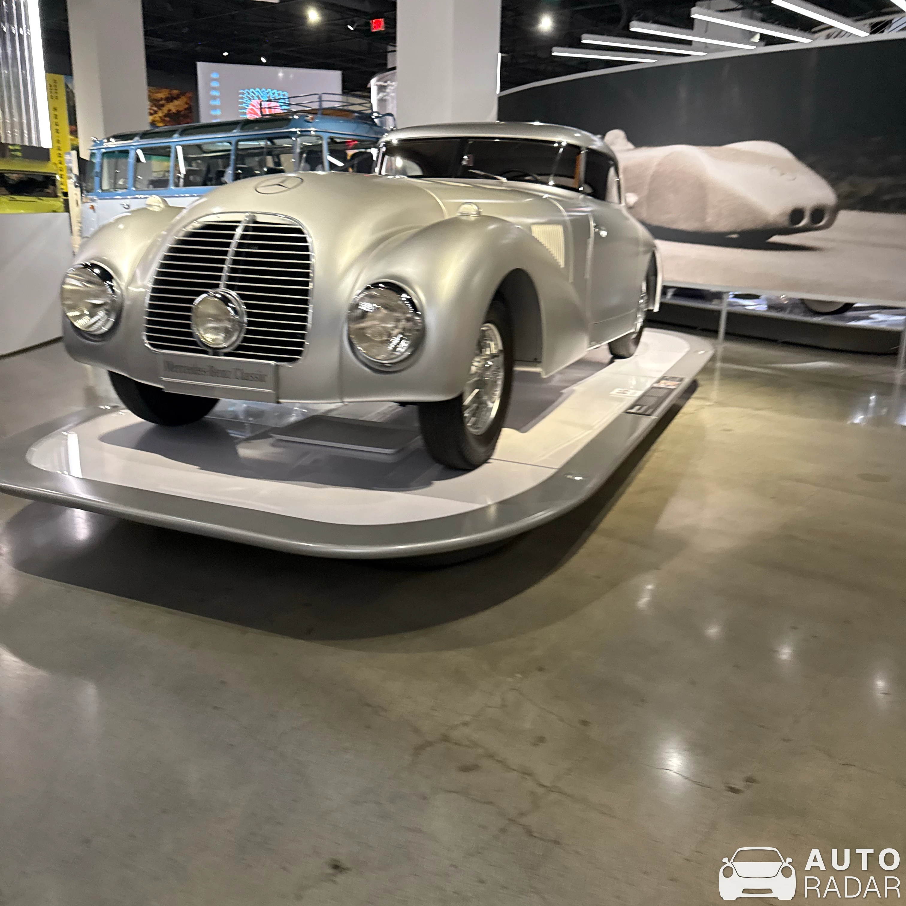 Mercedes-Benz 540 spotted in Los Angeles