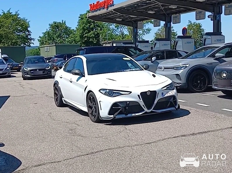 Alfa Romeo Giulia GTAm spotted in Toul