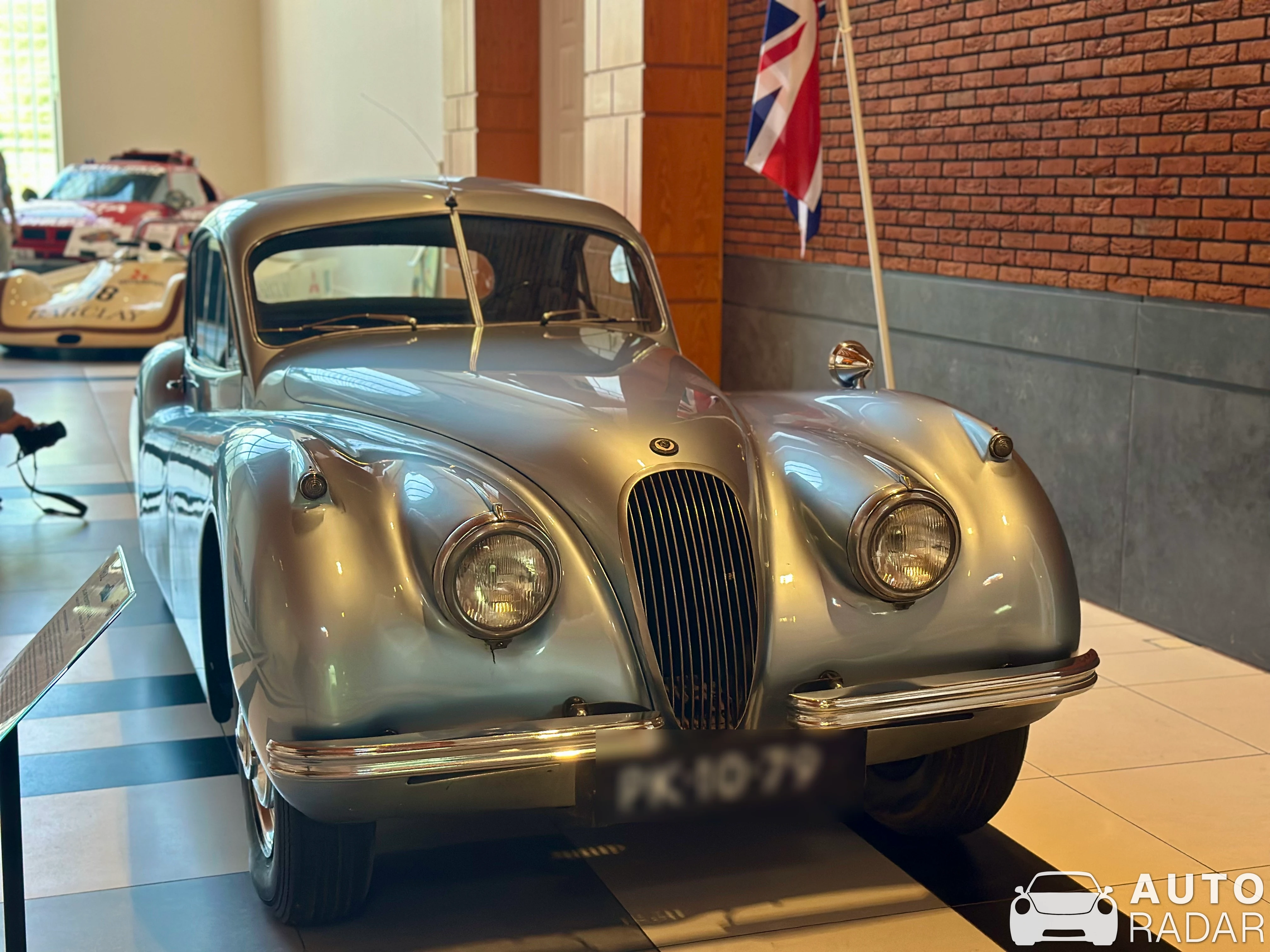Jaguar XK120 spotted in The Hague