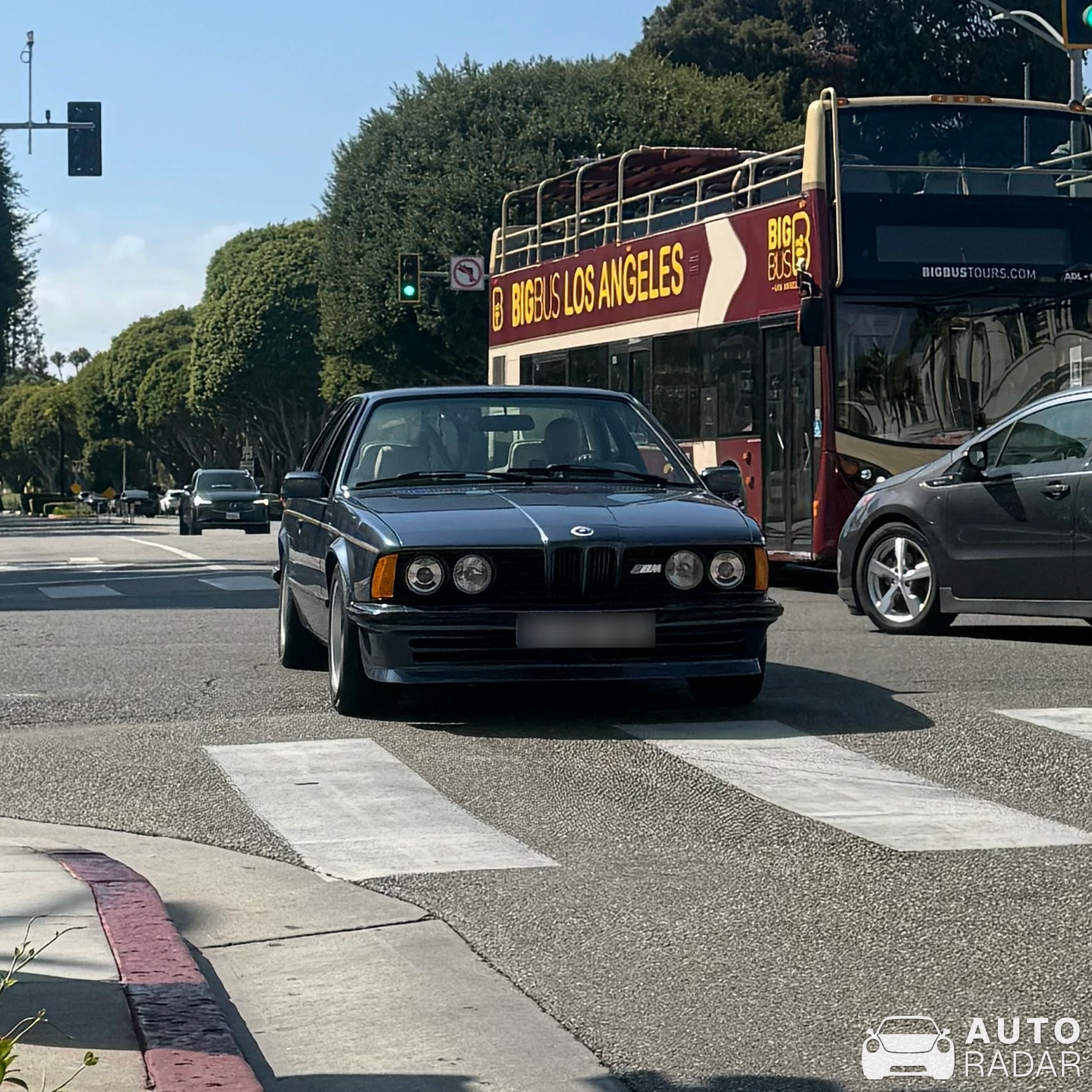 BMW M6 E24 spotted in Beverly Hills