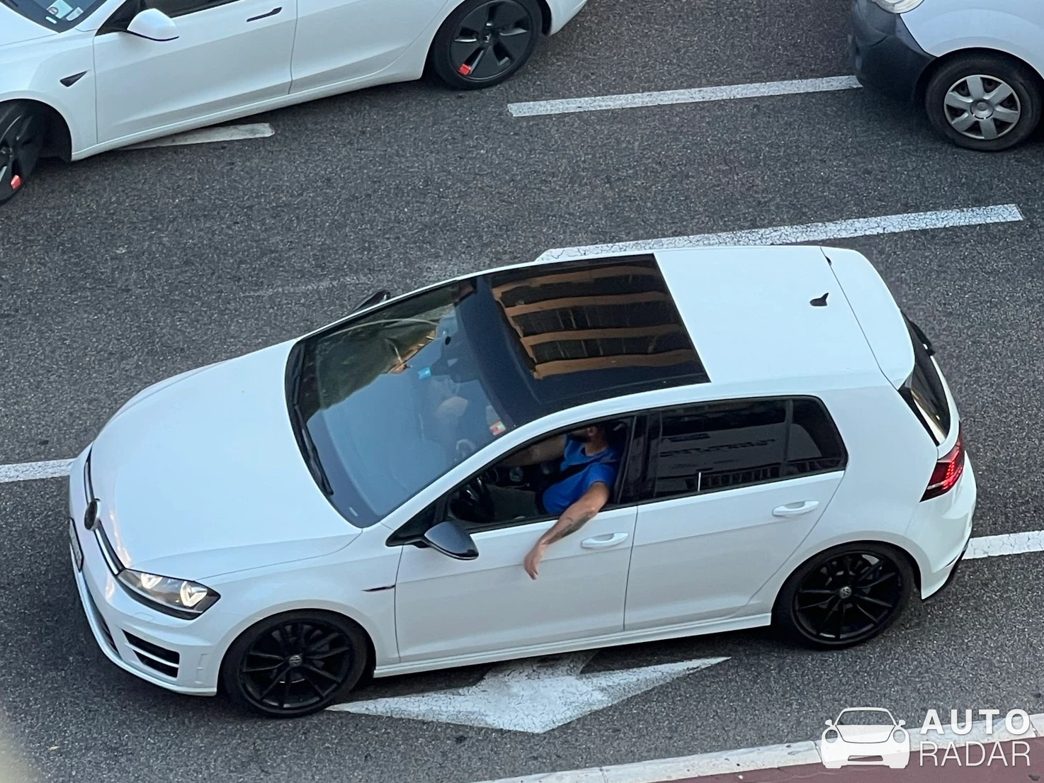 Volkswagen Golf R MkVII spotted in Cannes