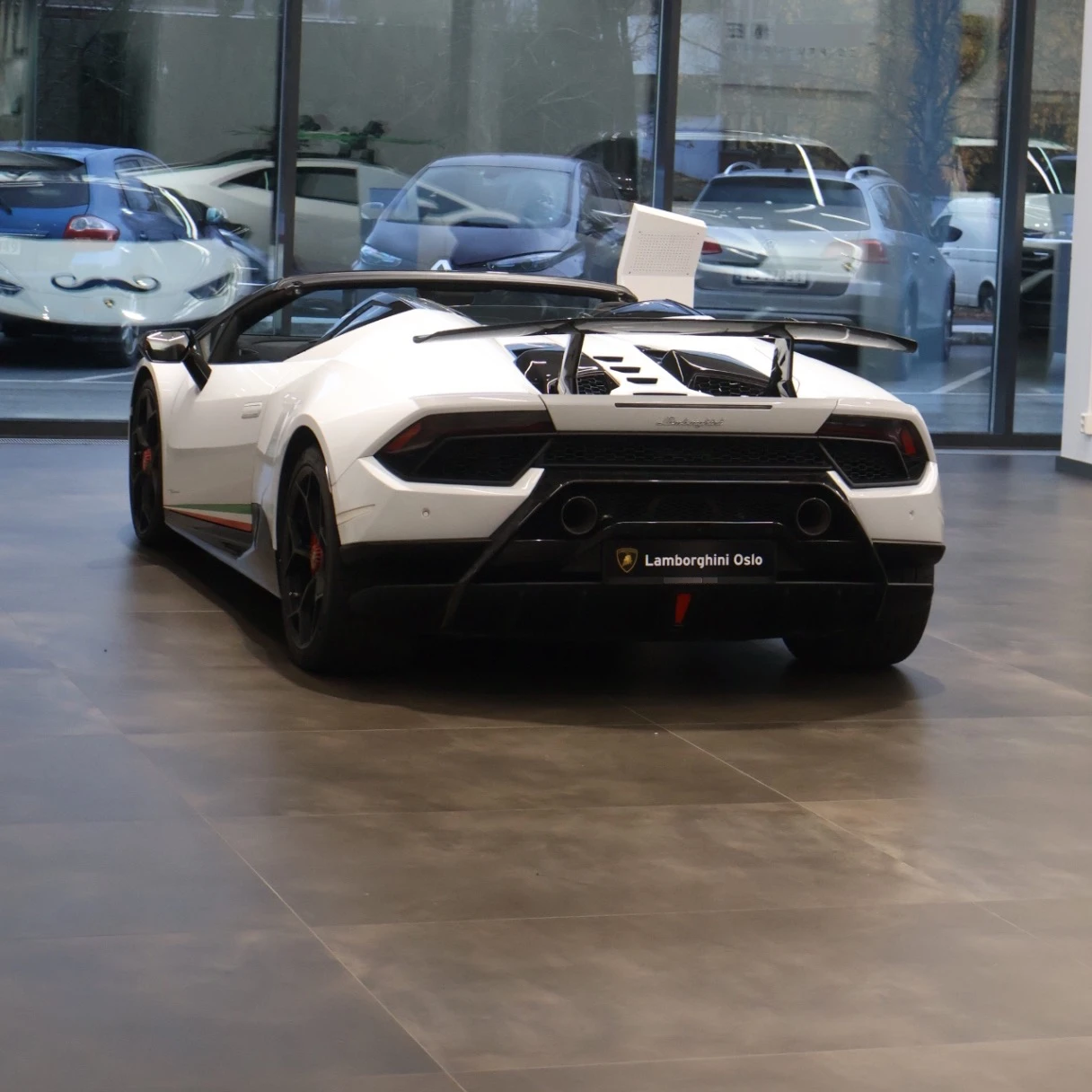 Lamborghini Huracán LP640-4 Performante Spyder spotted in Asker, Norge