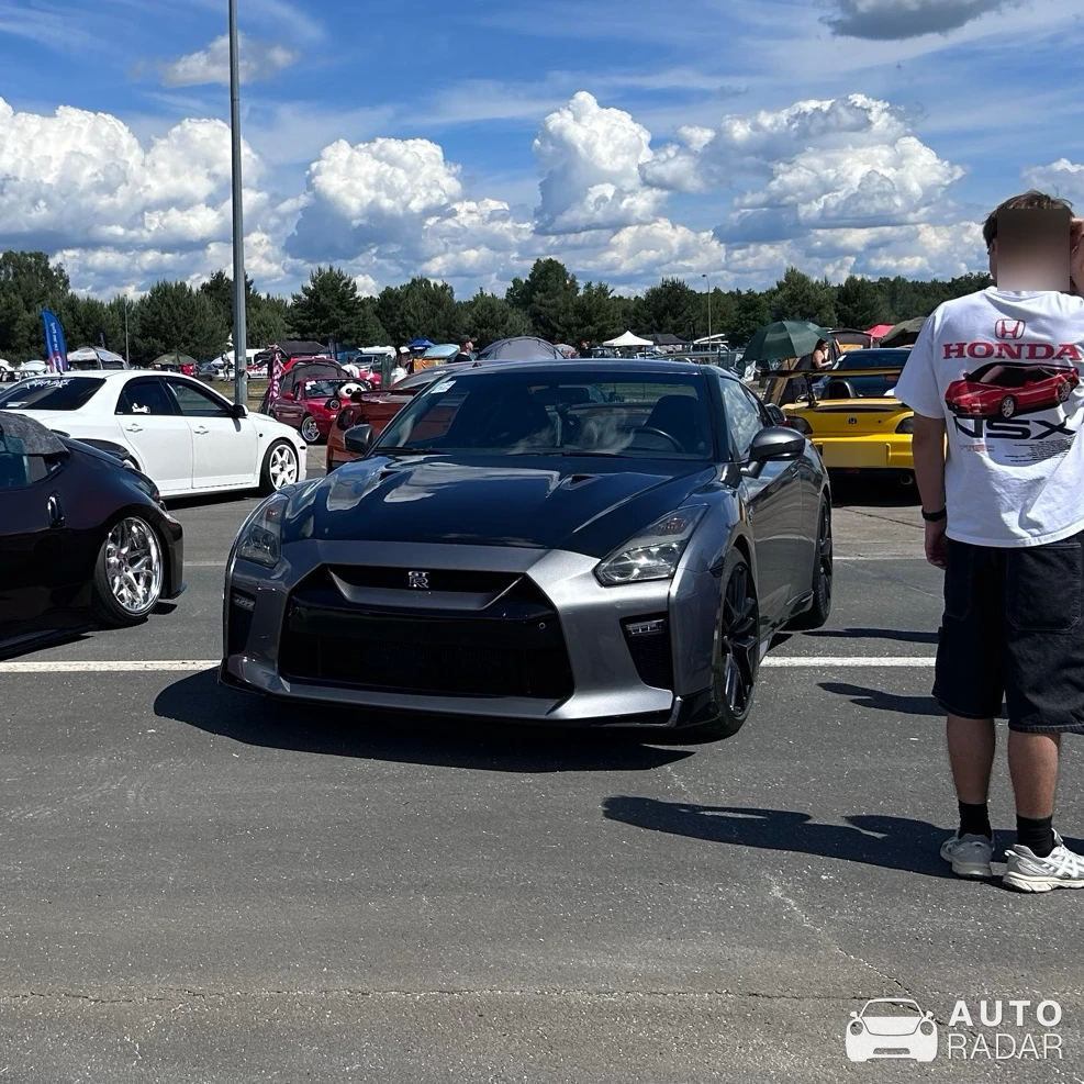Nissan GT-R R35 Nismo spotted in Tomaszowo