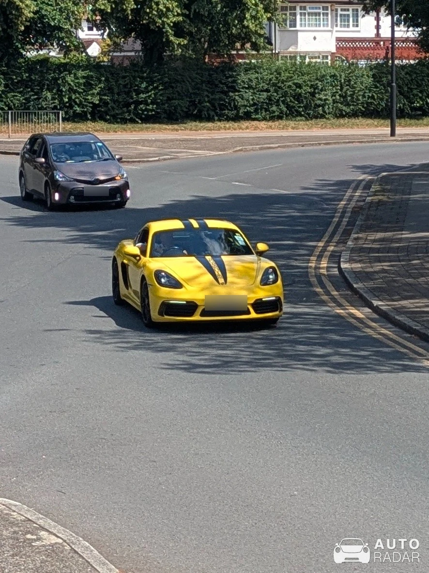 Porsche 718 Cayman S spotted in Barnet