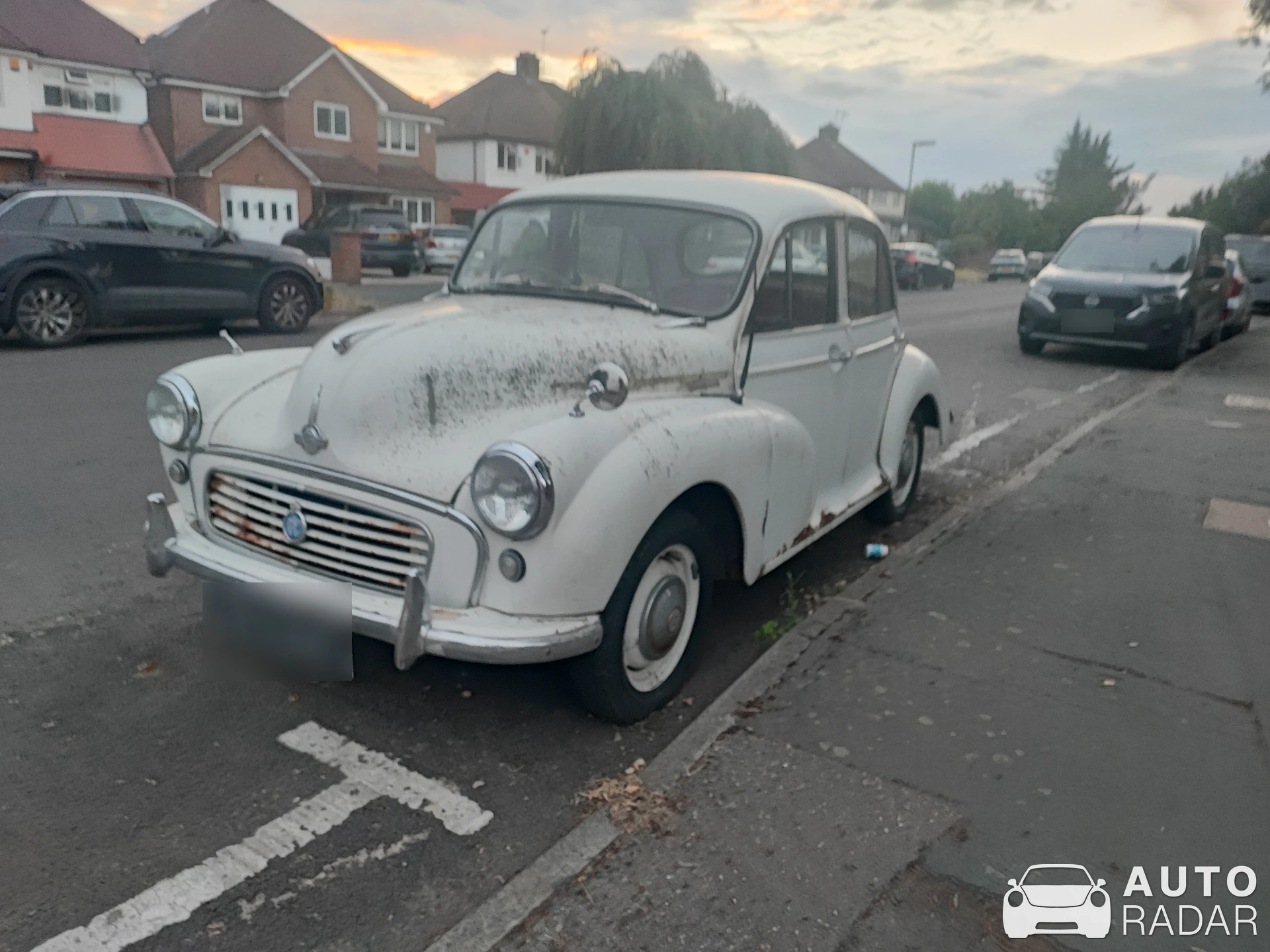 Morris Minor 1000 spotted in Chertsey