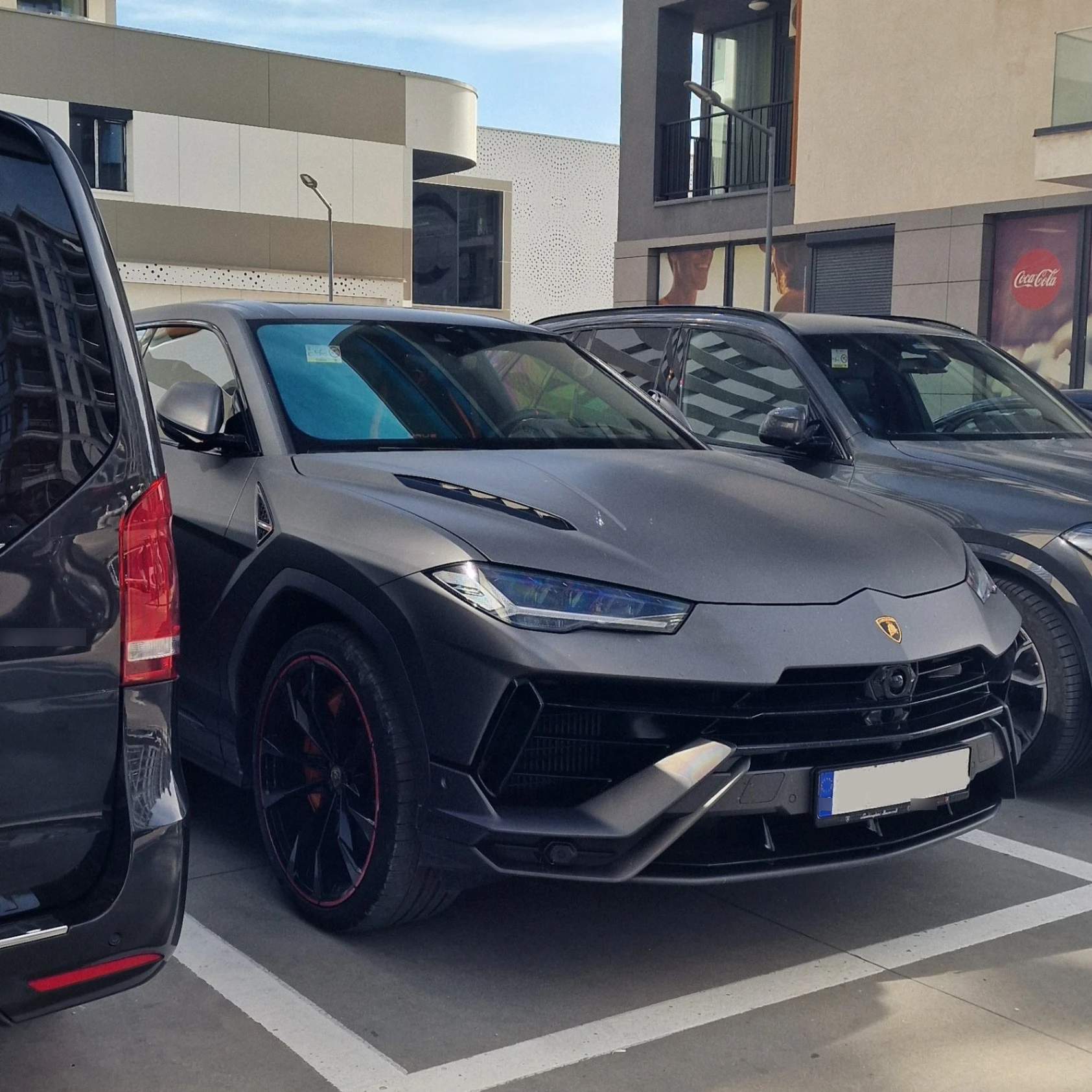 Lamborghini Urus Performante spotted in Mamaia-Sat, Romania