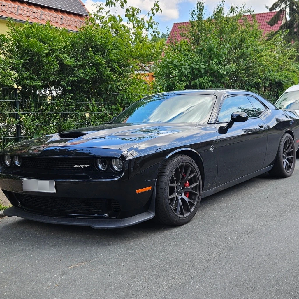 Dodge Challenger SRT Hellcat spotted in Berlin, Deutschland