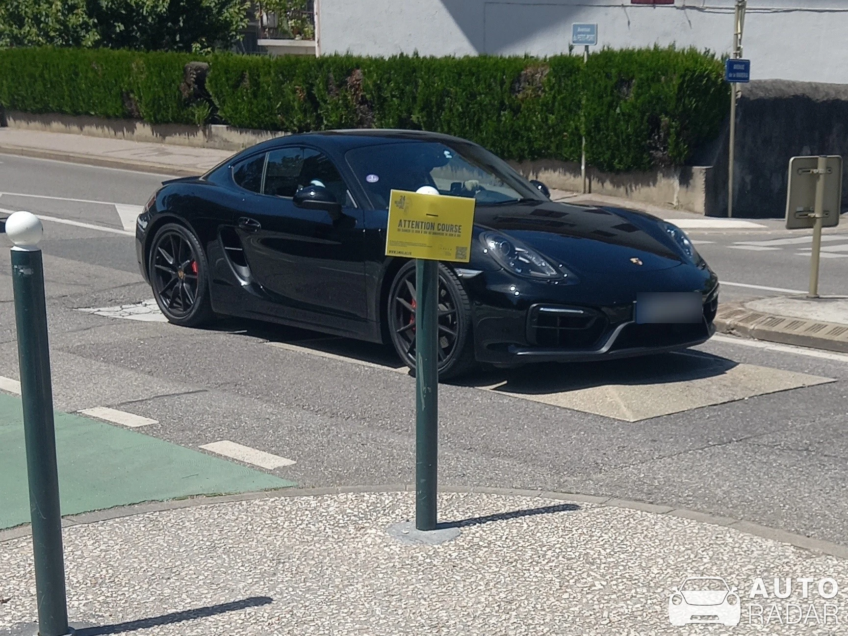 Porsche 981 Cayman GTS spotted in Annecy