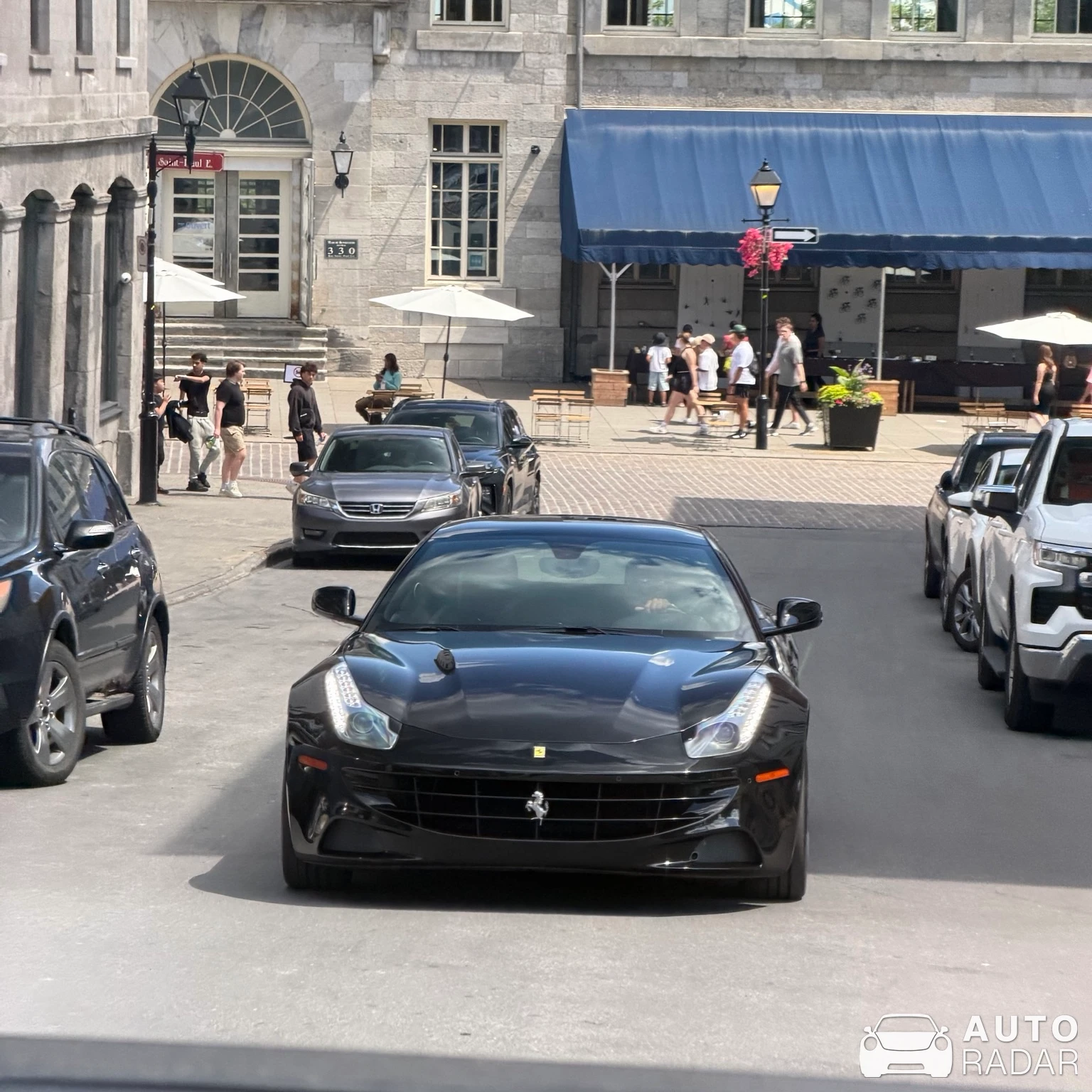 Ferrari FF spotted in Saint-Lambert