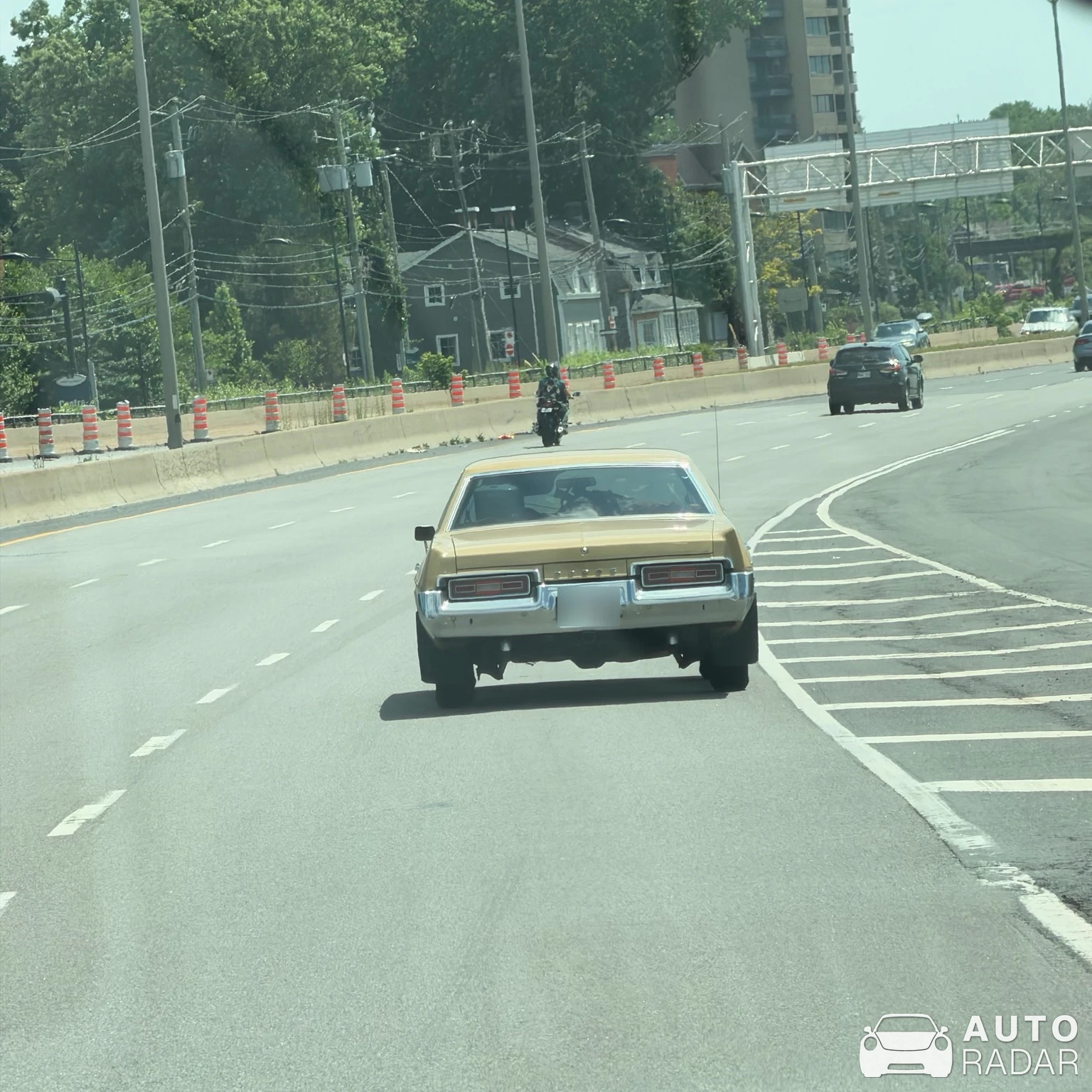 Dodge Monaco spotted in St-Lambert
