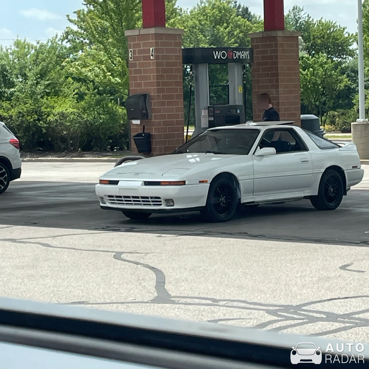 Toyota Supra A70 spotted in Elm Grove