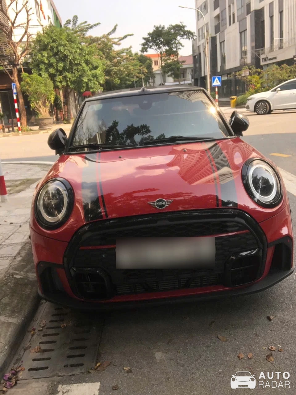 Mini F56 Cooper S spotted in Vĩnh Yên