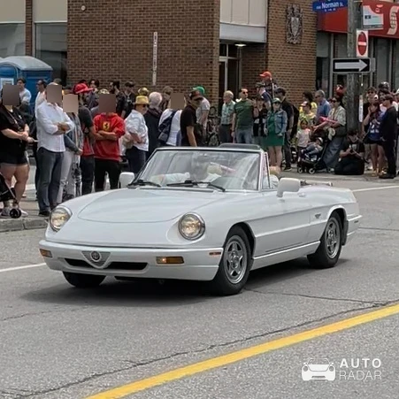 Alfa Romeo Spider S4 spotted in Ottawa