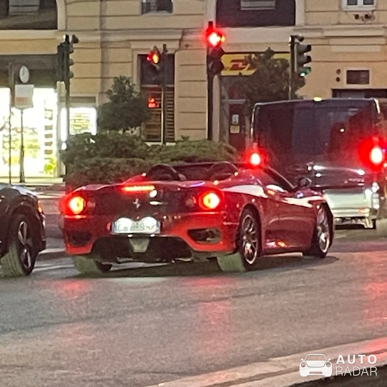 Ferrari F430 Spider spotted in Rome