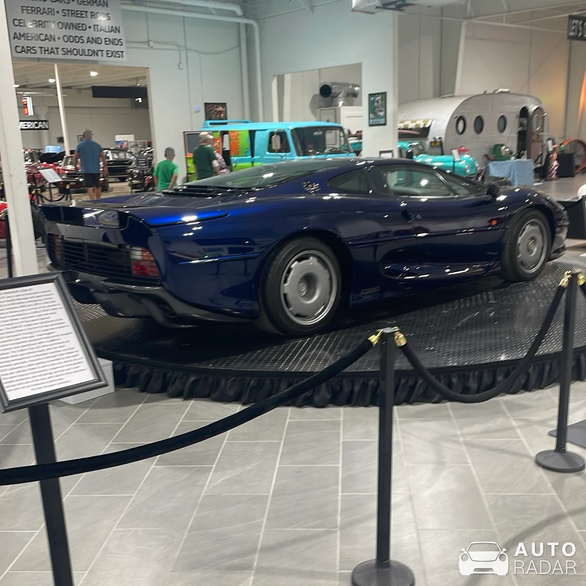 Jaguar XJ220 spotted in Fort Worth