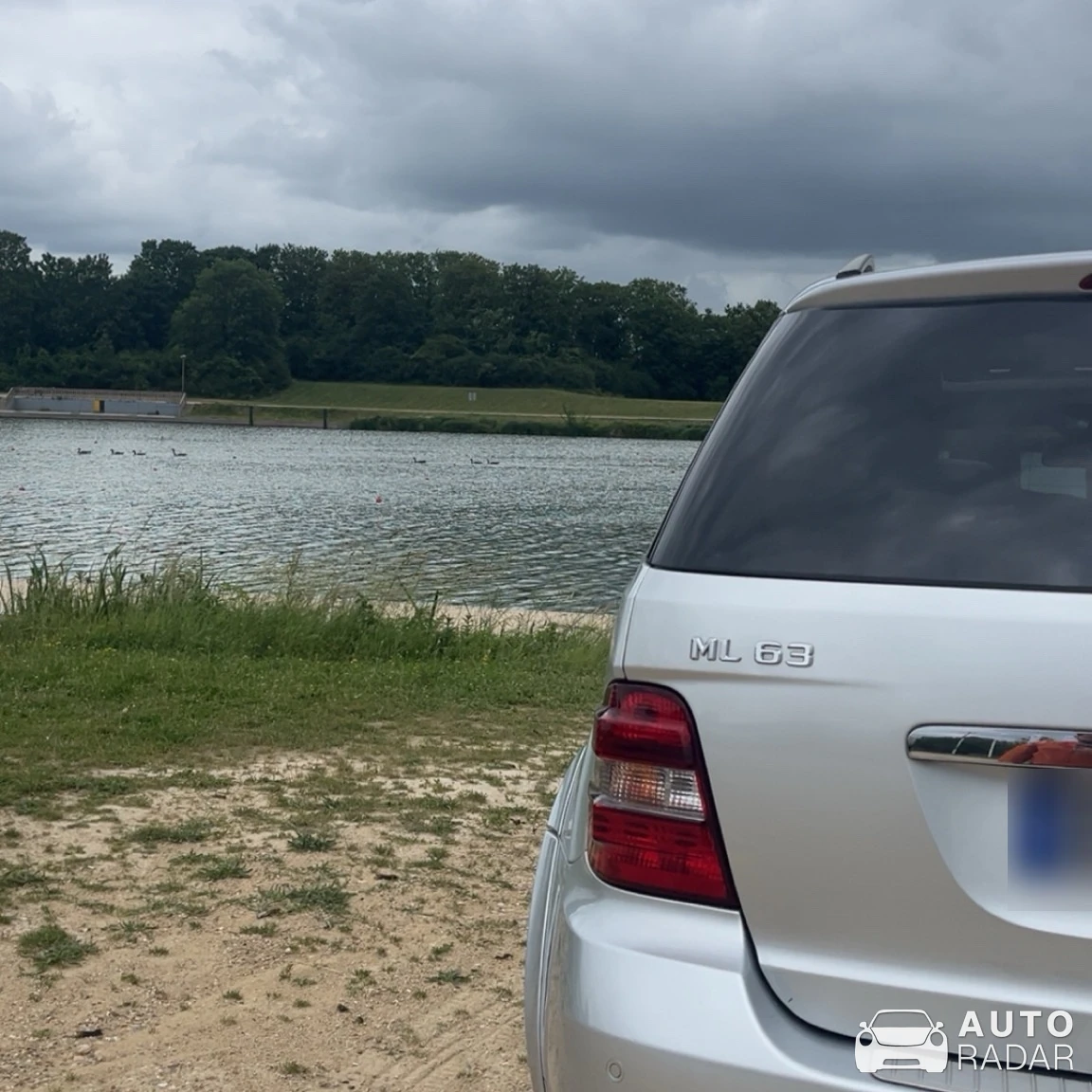 Mercedes-Benz ML 63 AMG W164 spotted in Mantes-la-Jolie