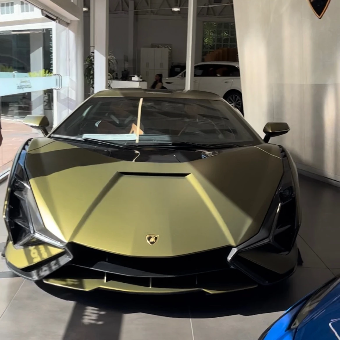 Lamborghini Sián FKP 37 spotted in Beverly Hills, United States