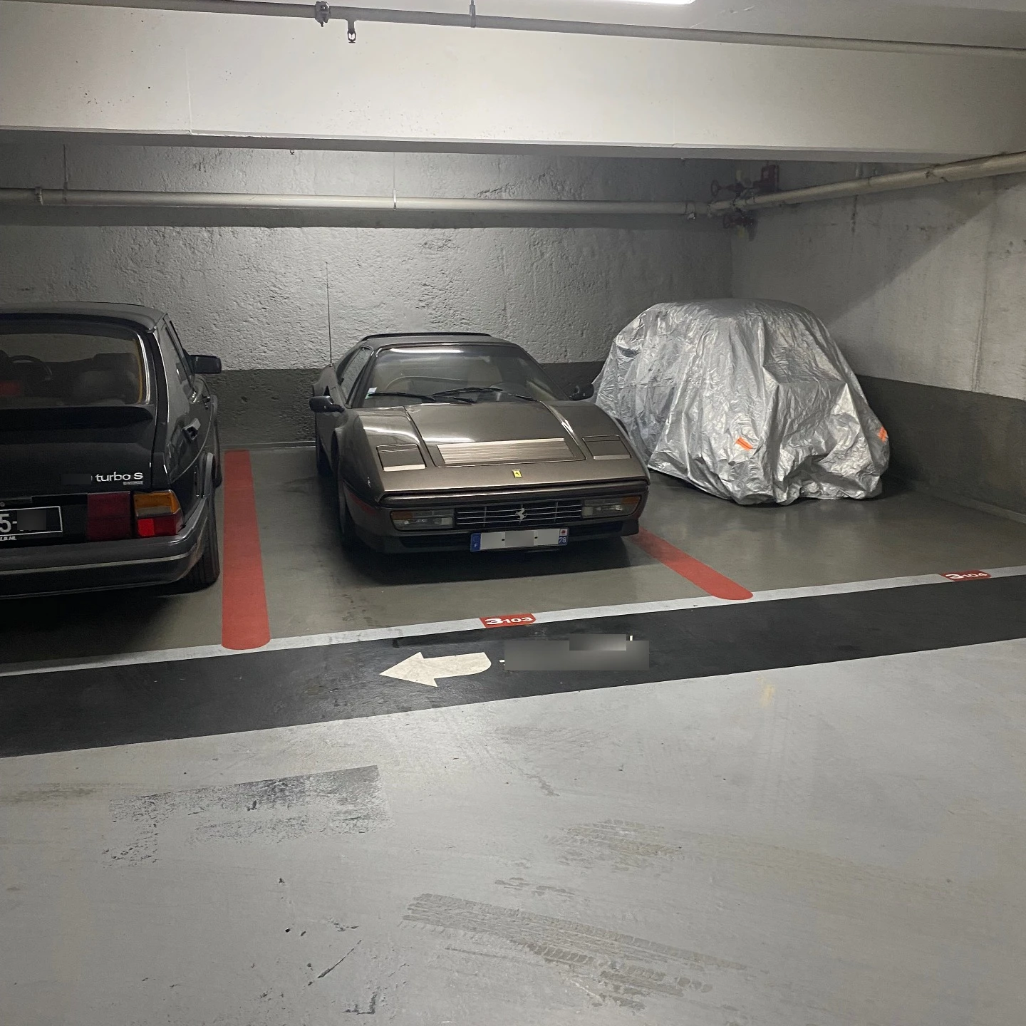 Ferrari 328 GTS spotted in Versailles, France