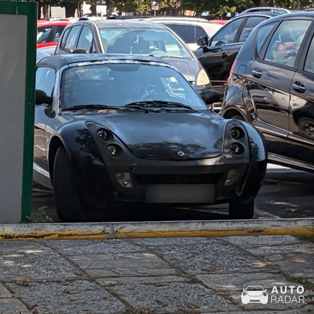 Smart Roadster spotted in Corfu