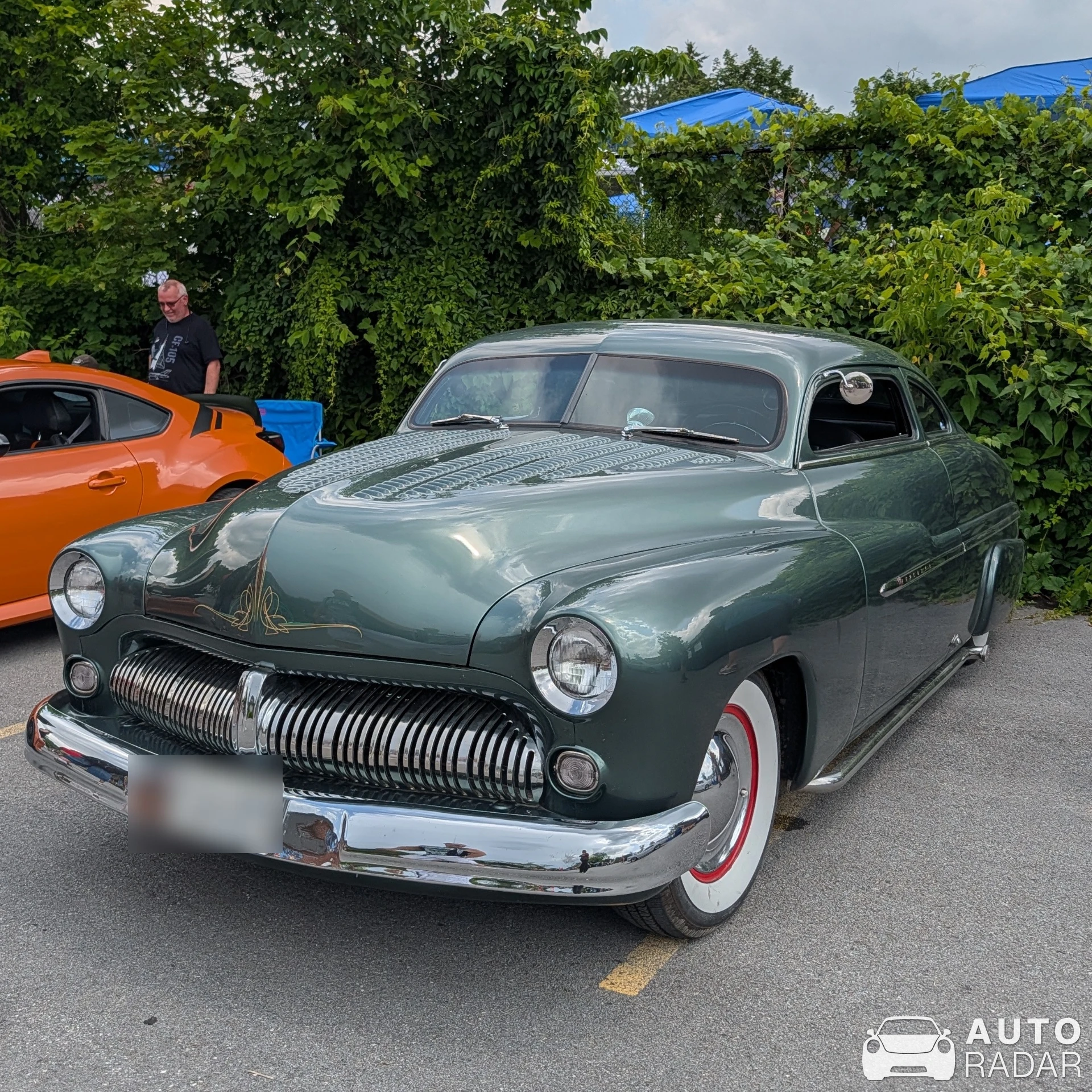 Mercury Eight spotted in Stittsville