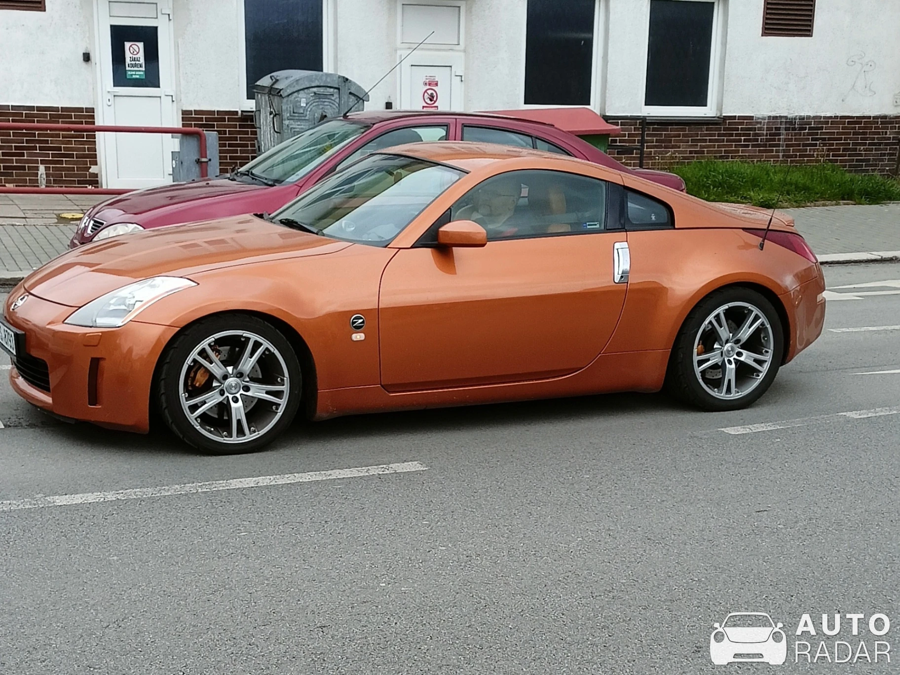 Nissan 350Z spotted in Havlíčkův Brod, Czechia
