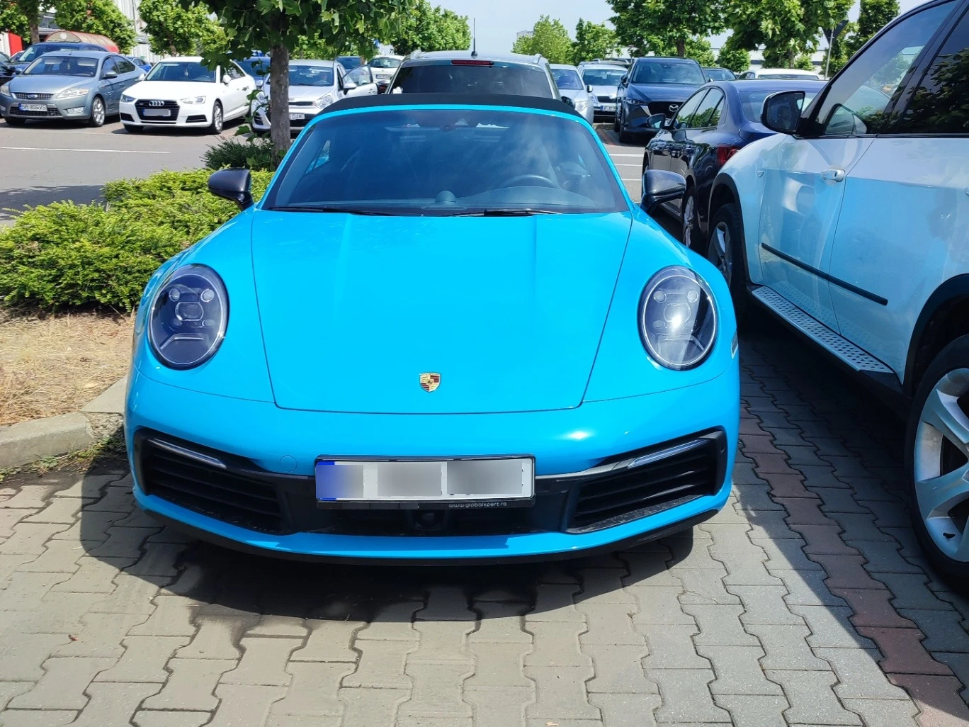 Porsche 992 Carrera Cabriolet MkI spotted in Domnești, România