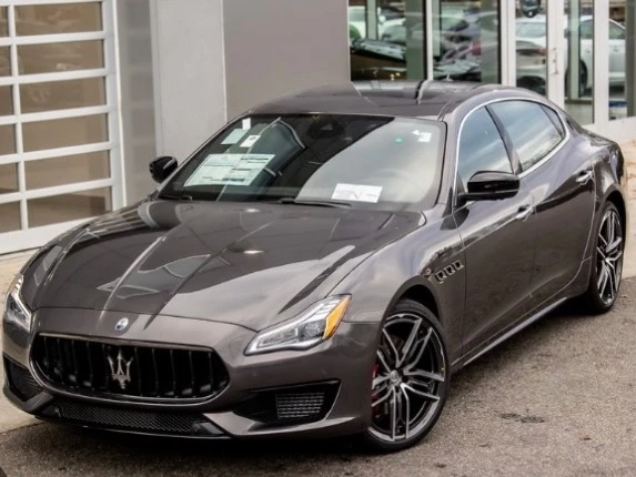 Maseratti Quattroporte spotted in Lochristi, België