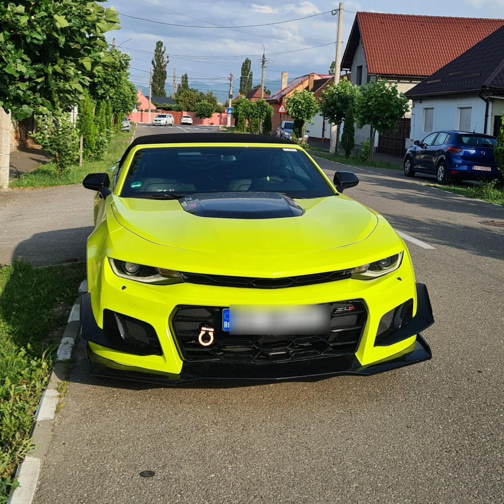 Chevrolet Camaro ZL1 spotted in Codlea, Romania