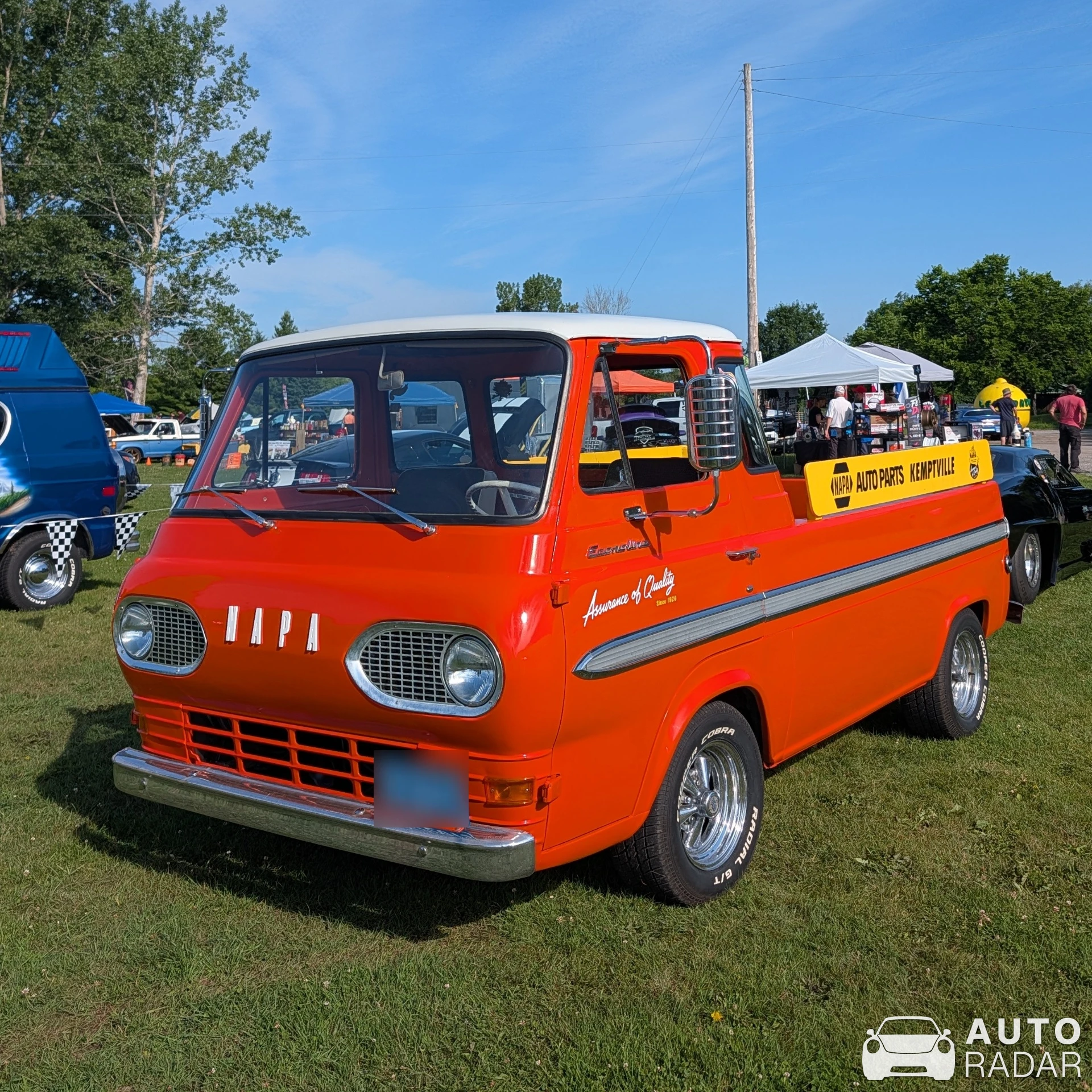 Ford Econoline spotted in Merrickville