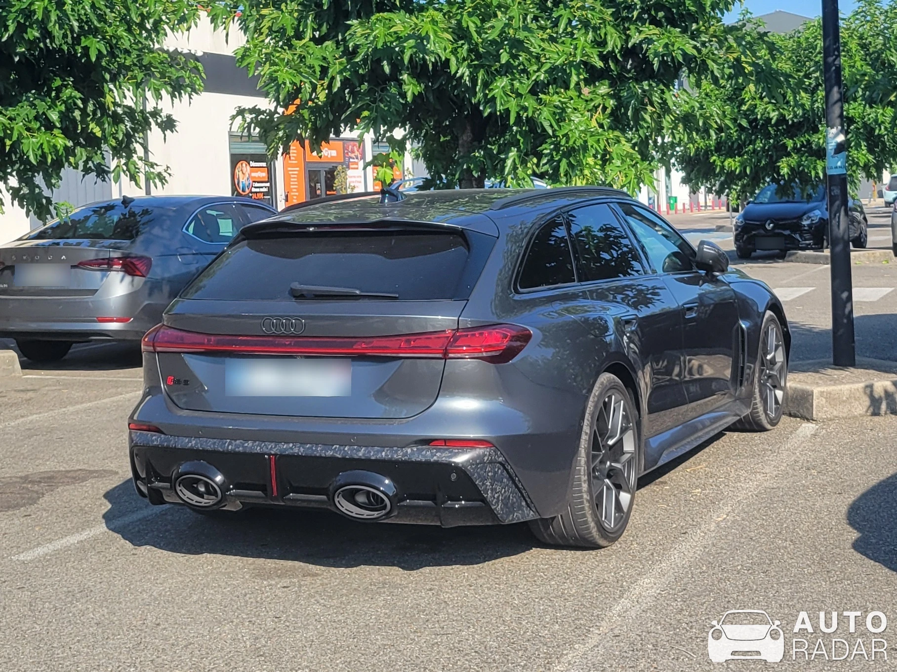 Audi RS5 Avant B10 spotted in Villeneuve-lès-Avignon, France