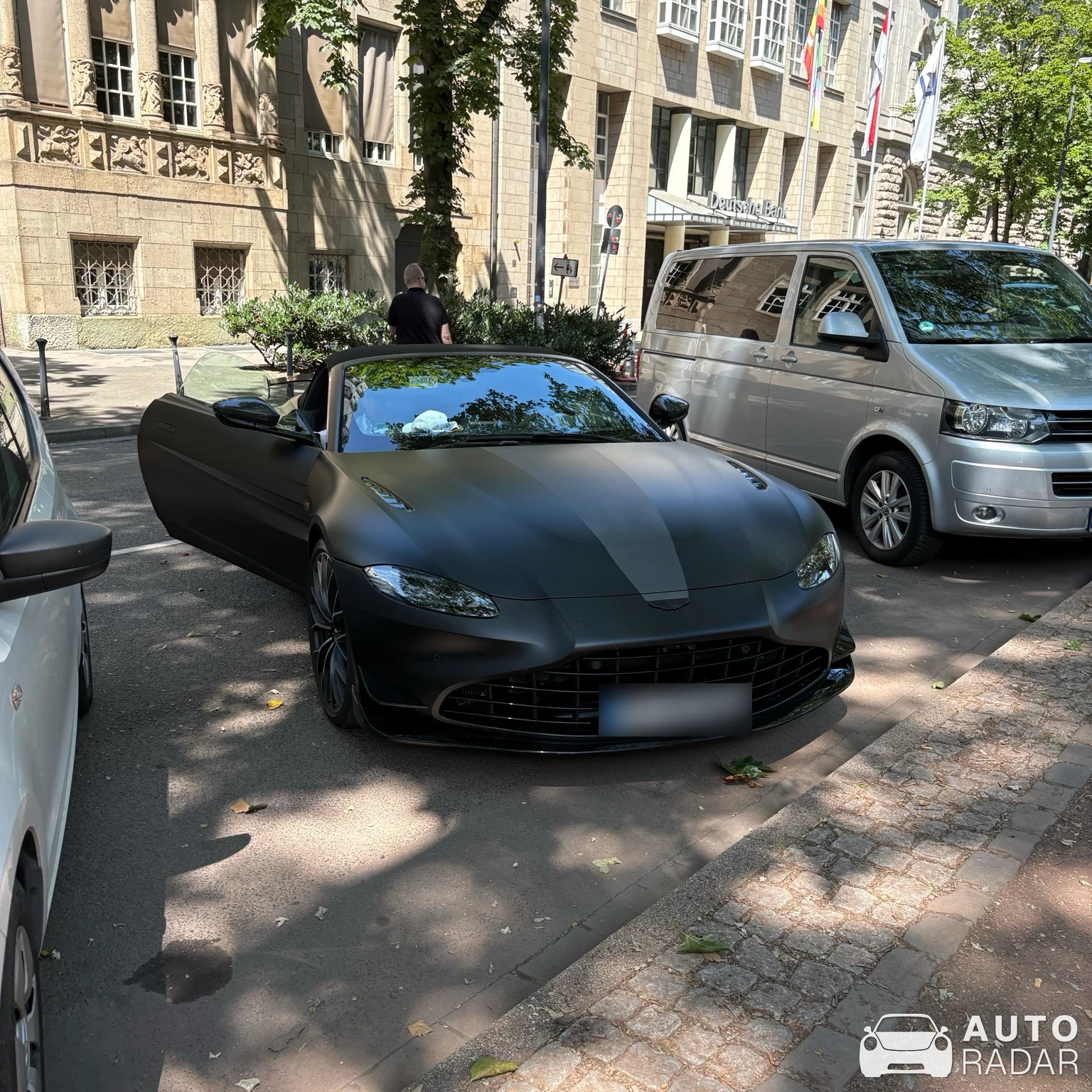 Aston Martin V8 Vantage Formula 1 Edition Roadster spotted in Düsseldorf