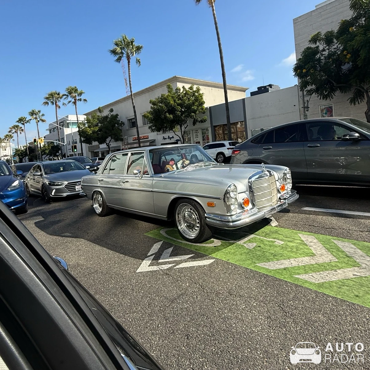 Mercedes-Benz 280 spotted in Beverly Hills