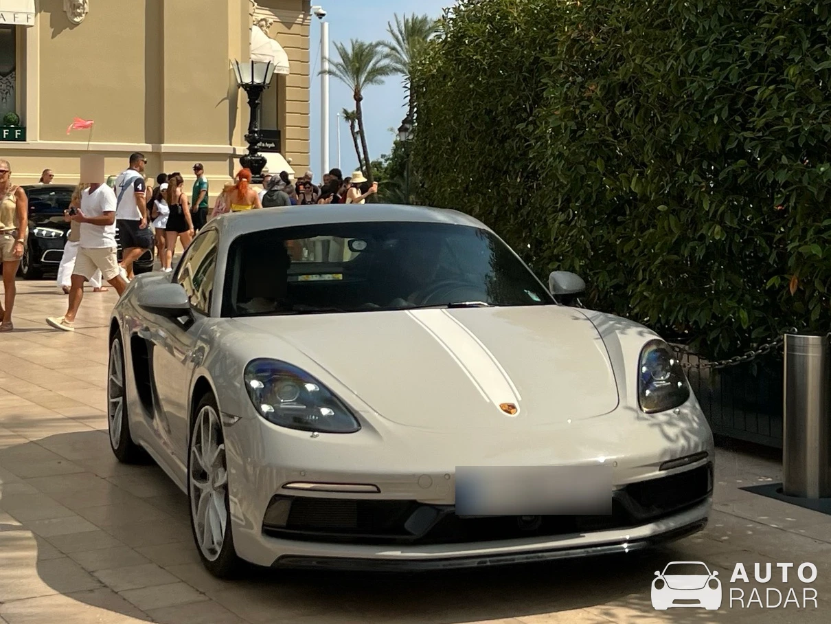 Porsche 718 Cayman T spotted in Monaco