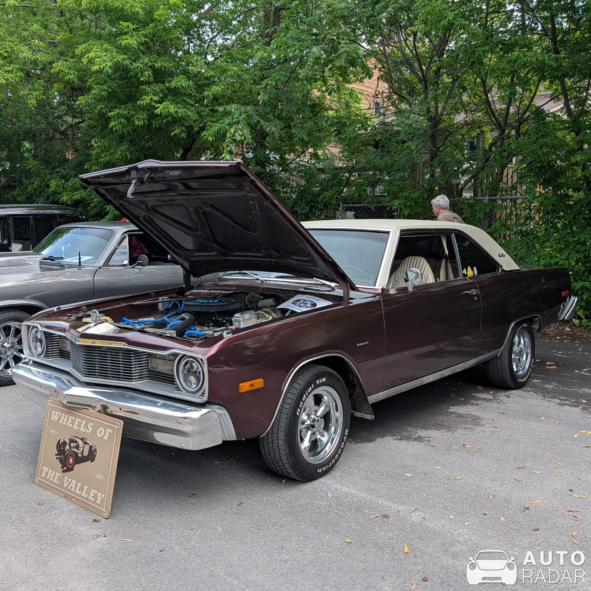Dodge Dart Swinger spotted in Stittsville