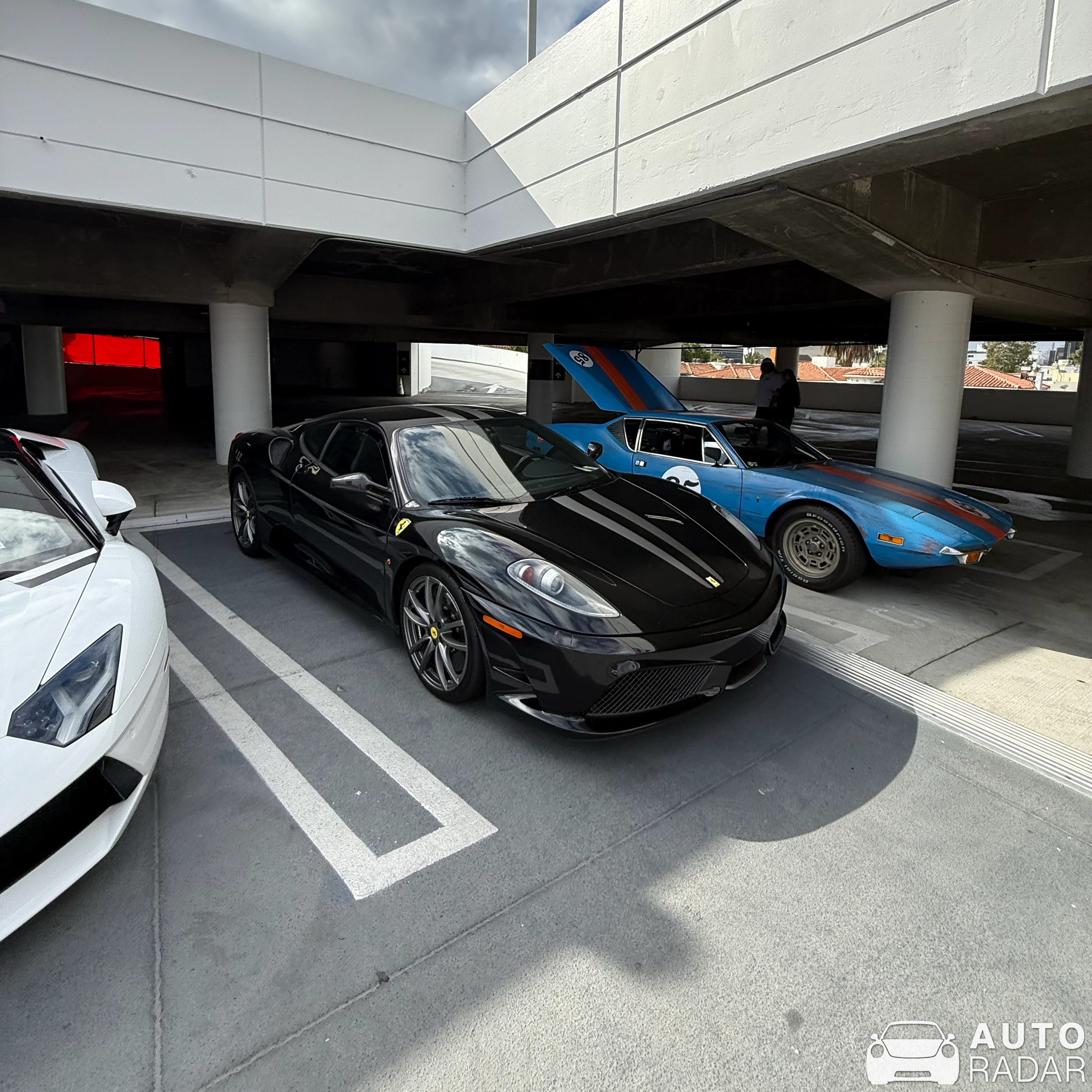 Ferrari 430 Scuderia spotted in Los Angeles