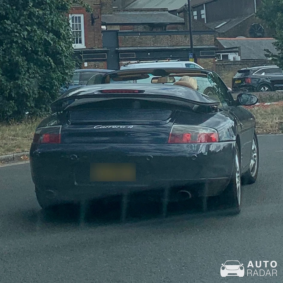 Porsche 996 Carrera 4 Cabriolet spotted in London