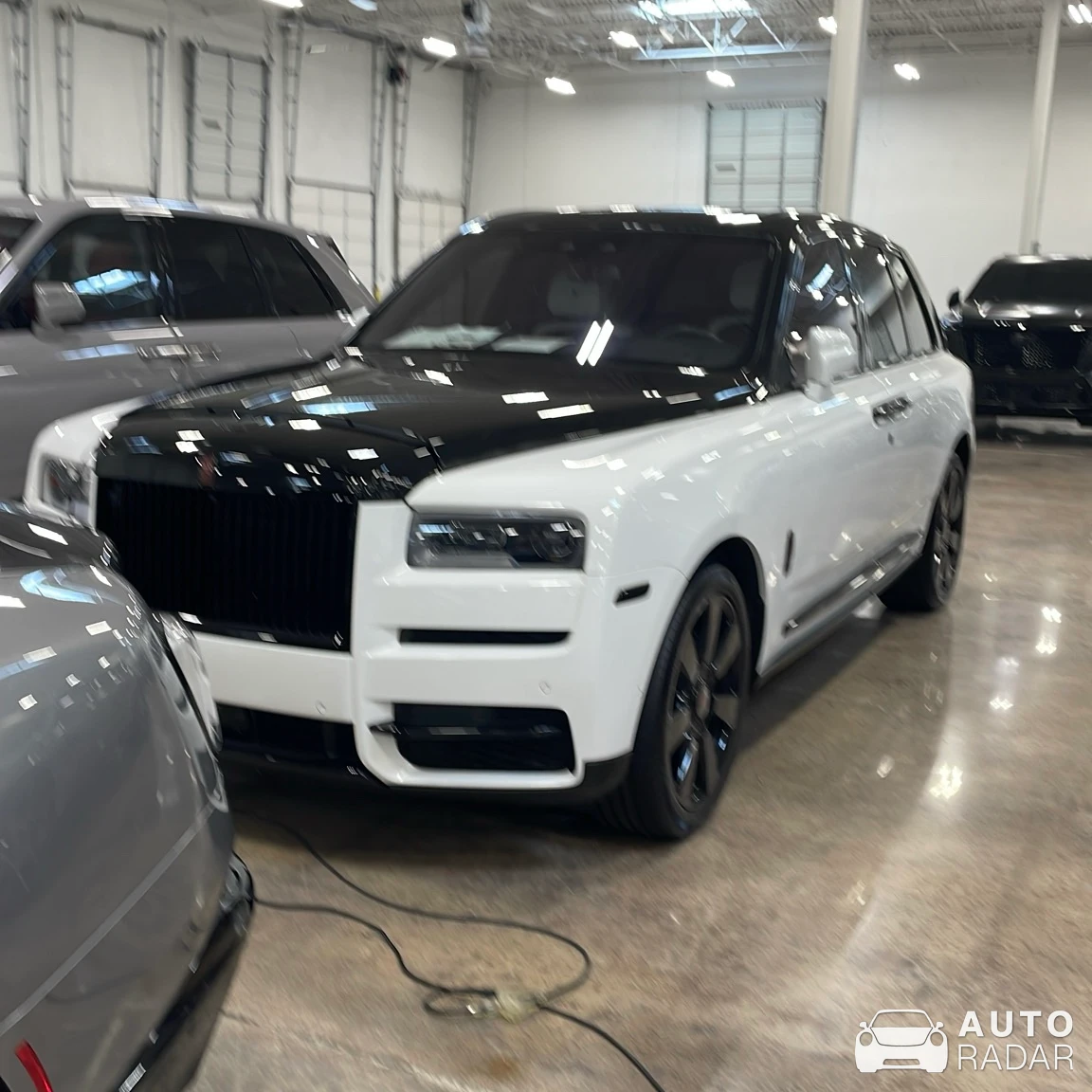 Rolls-Royce Cullinan Black Badge spotted in Farmers Branch