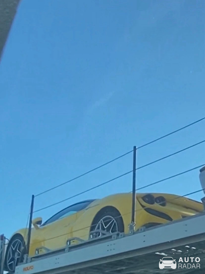 Ferrari F8 Tributo spotted in Genova